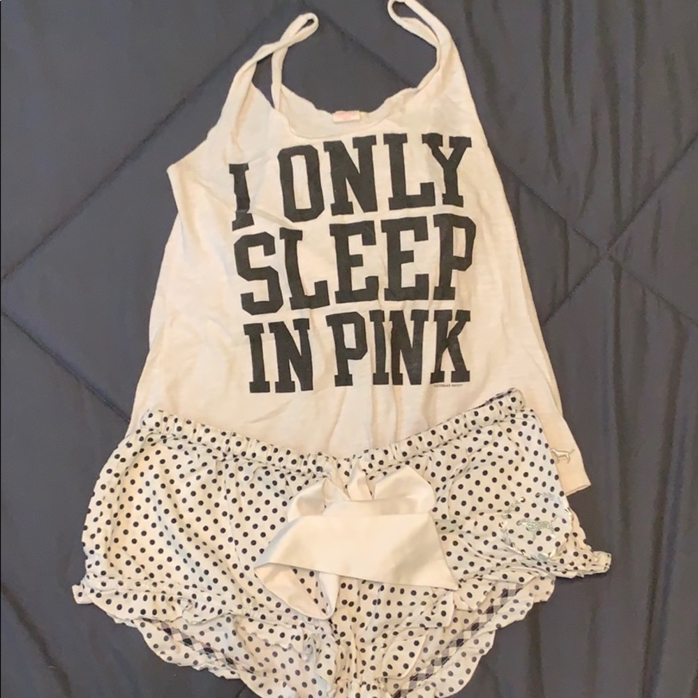 PINK Victoria’s Secret sleep set
